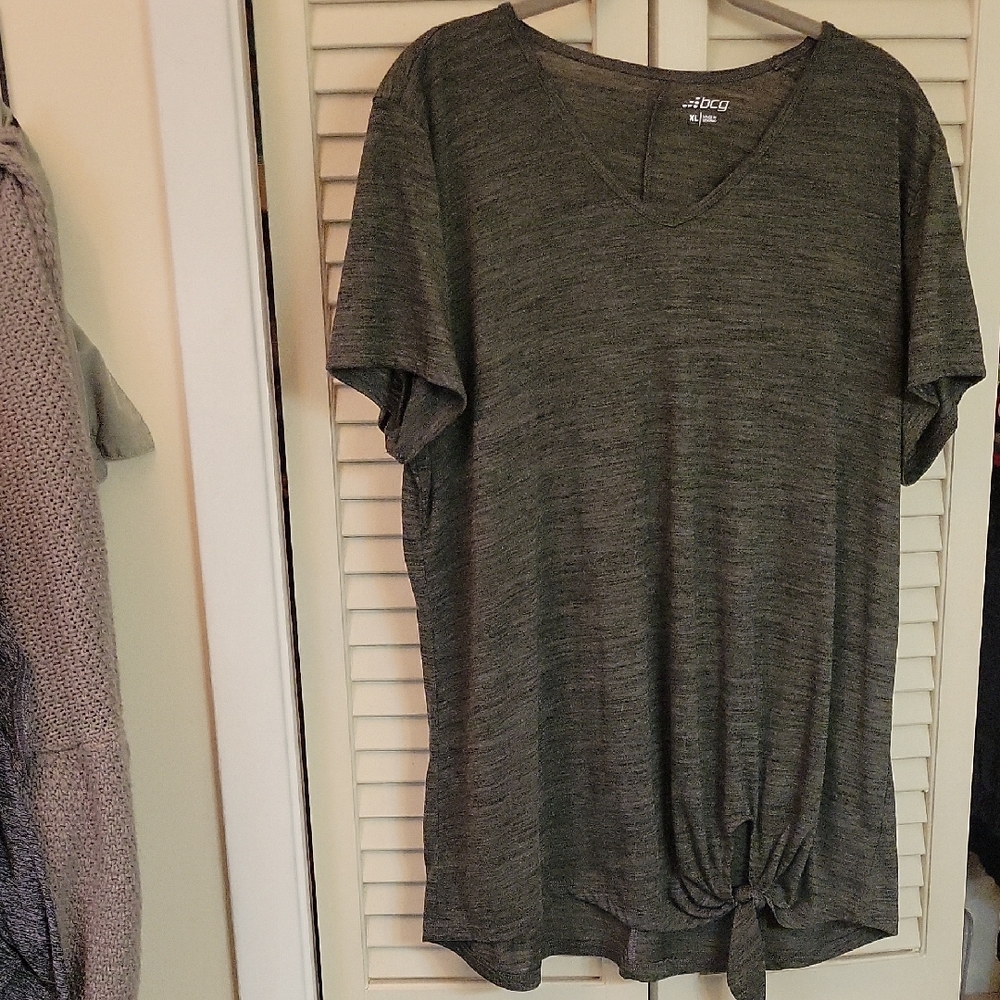 BCG Olive Green and Black V-Neck Tie-Front Tee